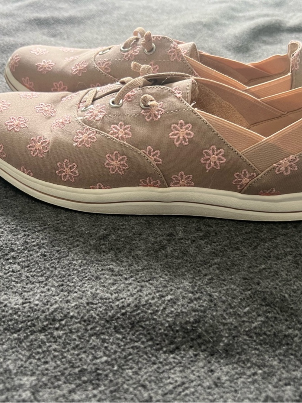 Clarks Women's Taupe Sneakers with Pink Floral Embroidery